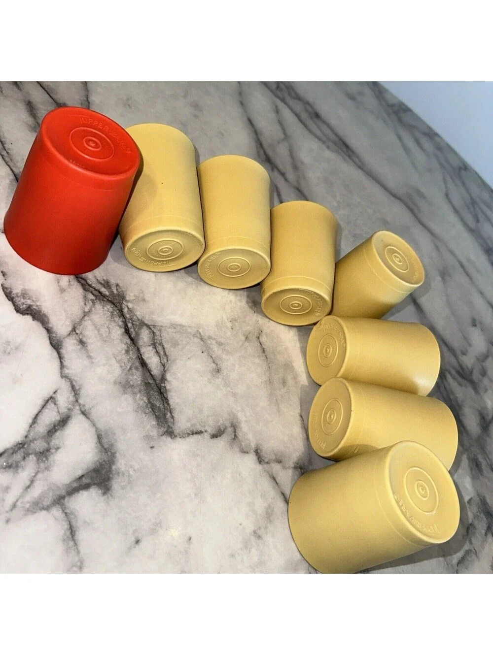 Tupperware vintage oz